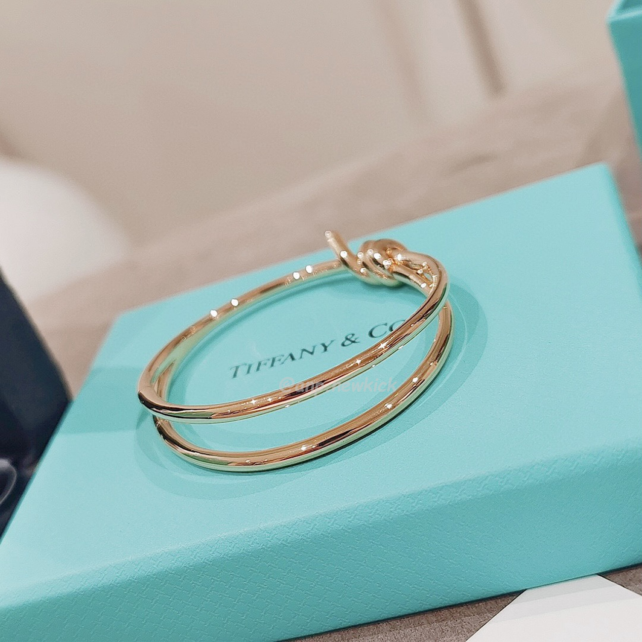 Tiffany Knot Rose Gold Diamond Bracelet (3) - www.newkick.vip